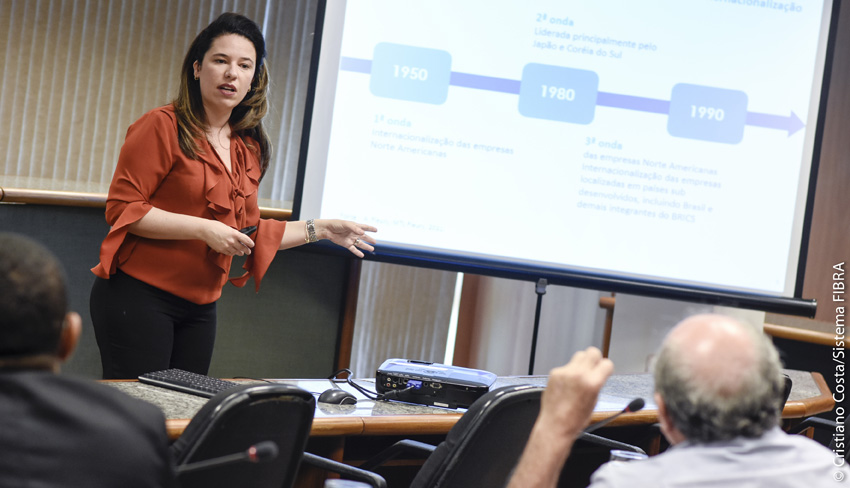 PDA Mercado Internacional corpo materia CRI0545