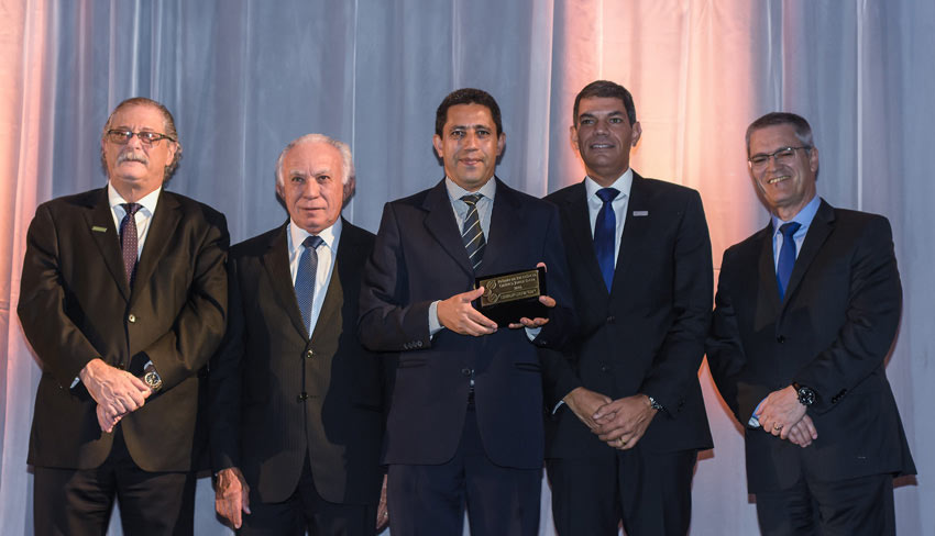 Premio Jorge Salim corpo materia CRI8690