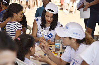 Acao global SESI Fibra Ceilandia pintura de rosto