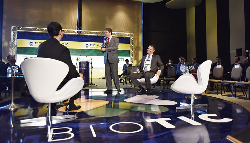 Biotic corpo materia CRI8813