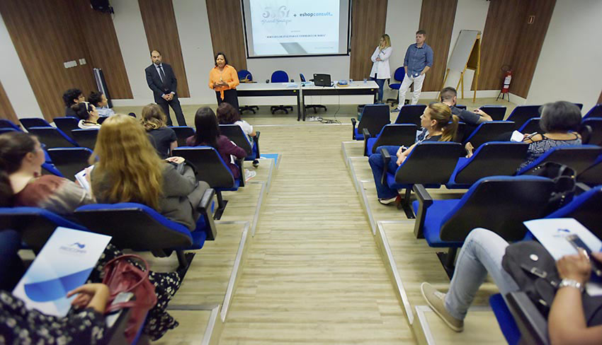 Capacitacao Procompi vestuario sindivest sistemafibra