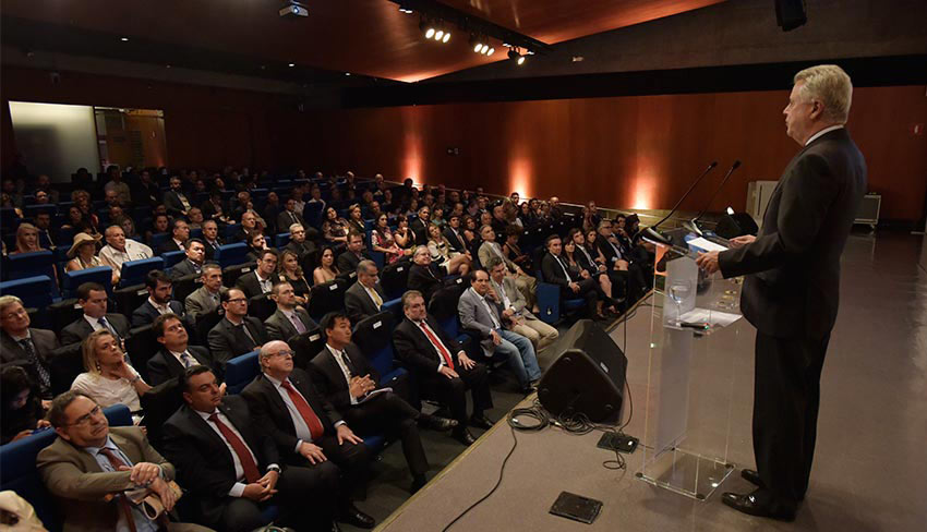 premio maioresdodf sistemafibra cristianocosta